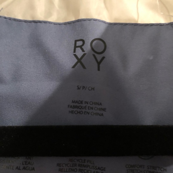 NWT - Roxy Puffer Vest With Hood - Picture 5 of 6